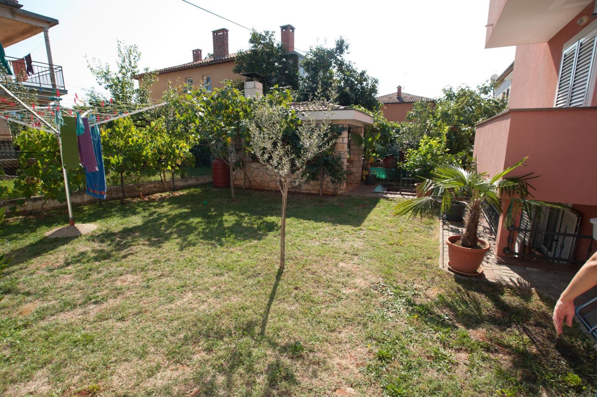Apartments Maric With Parking Umag Exterior photo