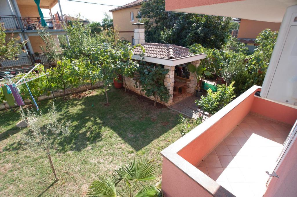 Apartments Maric With Parking Umag Exterior photo